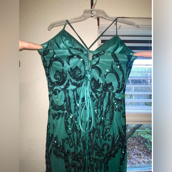 Dancing Queen Prom Dress - Picture 3 of 4